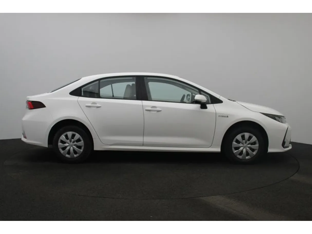 Car image 13
