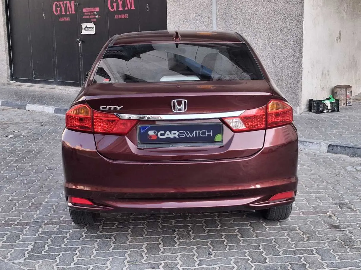Car image 6
