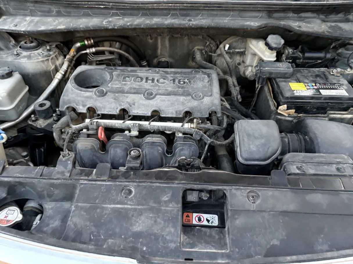 Car image 27
