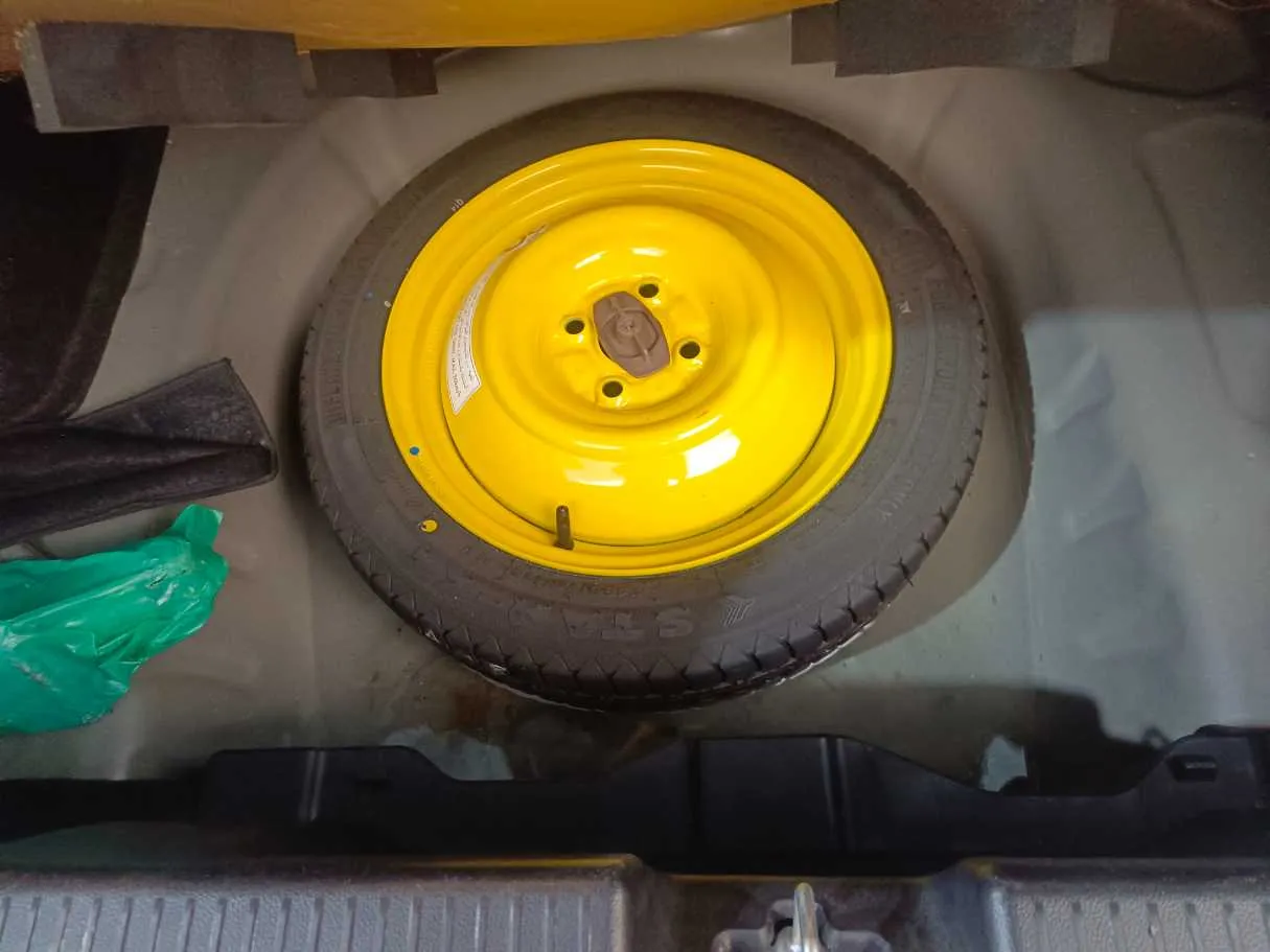 Car image 22