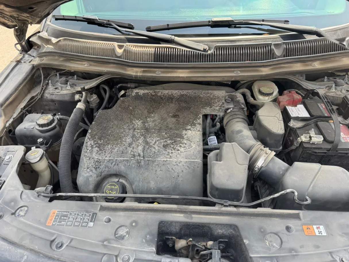 Car image 21
