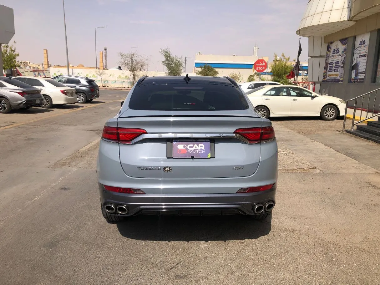 Car image 6