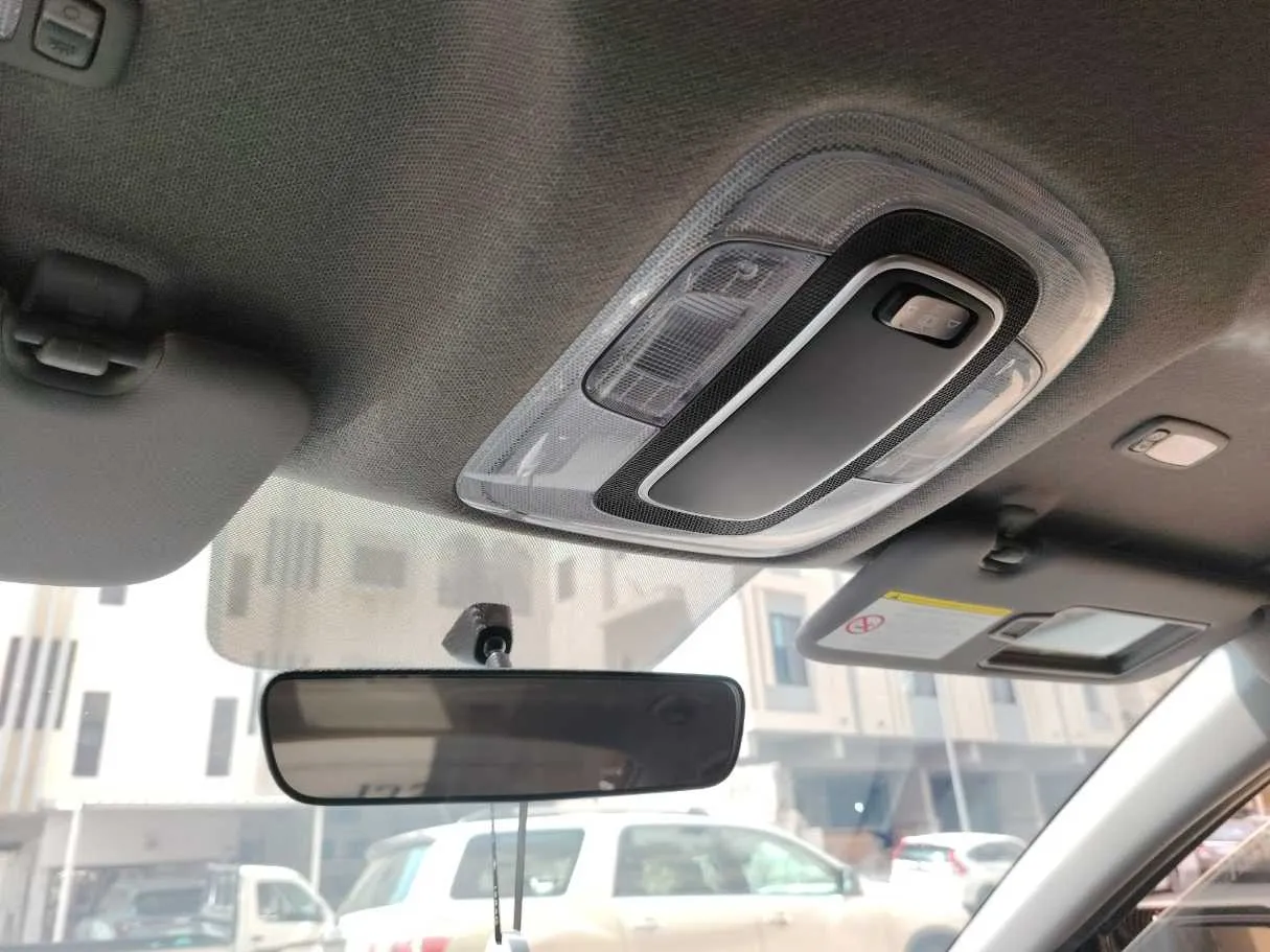 Car image 36