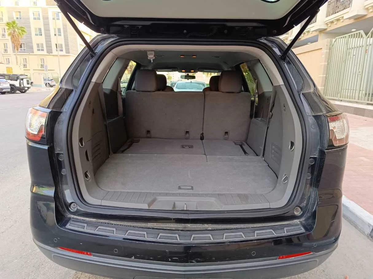 Car image 28