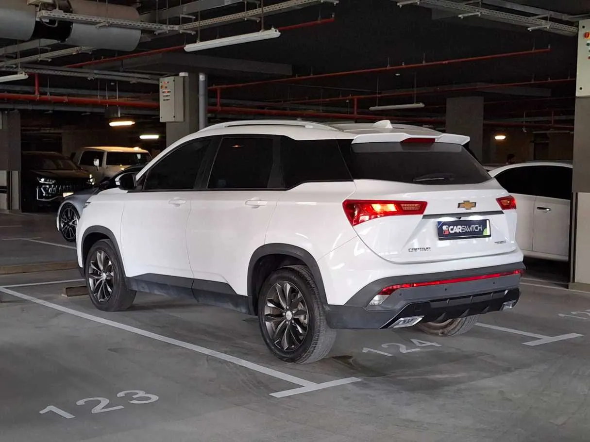 Car image 7