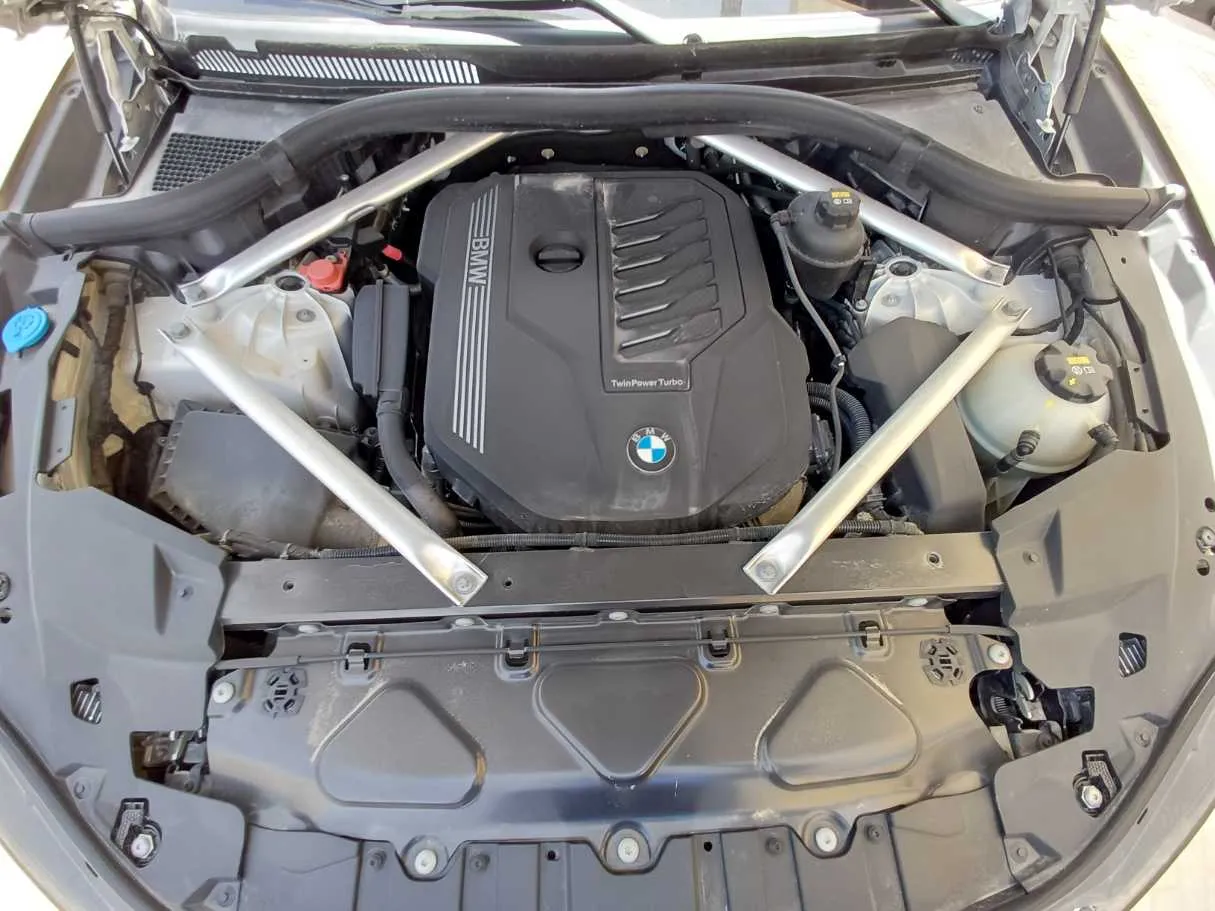 Car image 21