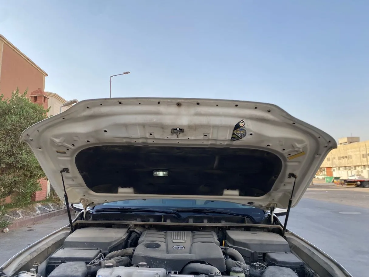 Car image 31