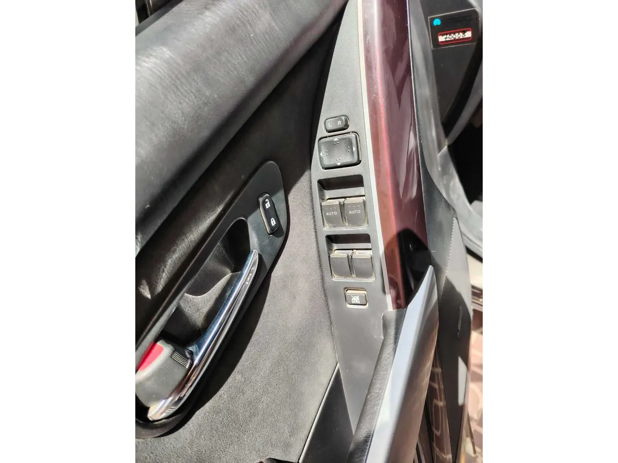 Car image 39