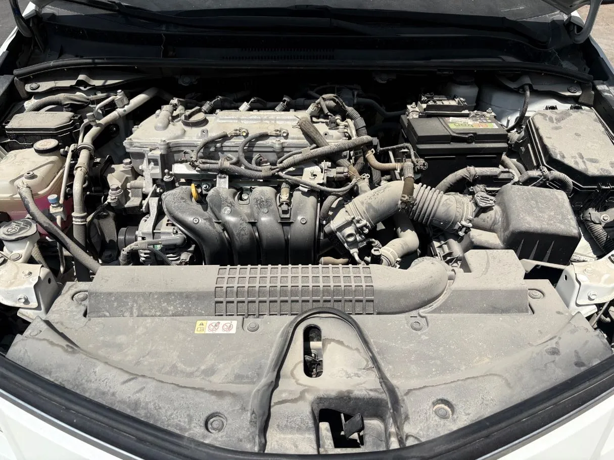 Car image 26