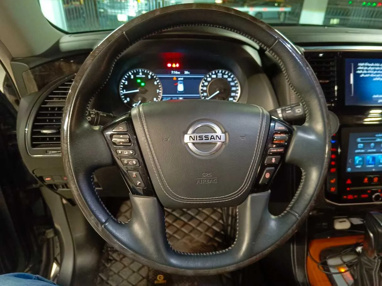 Car image 26