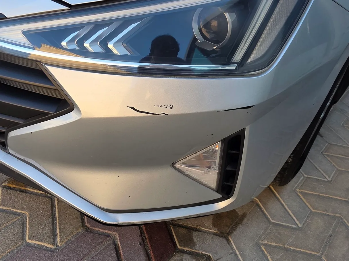 Car image 9