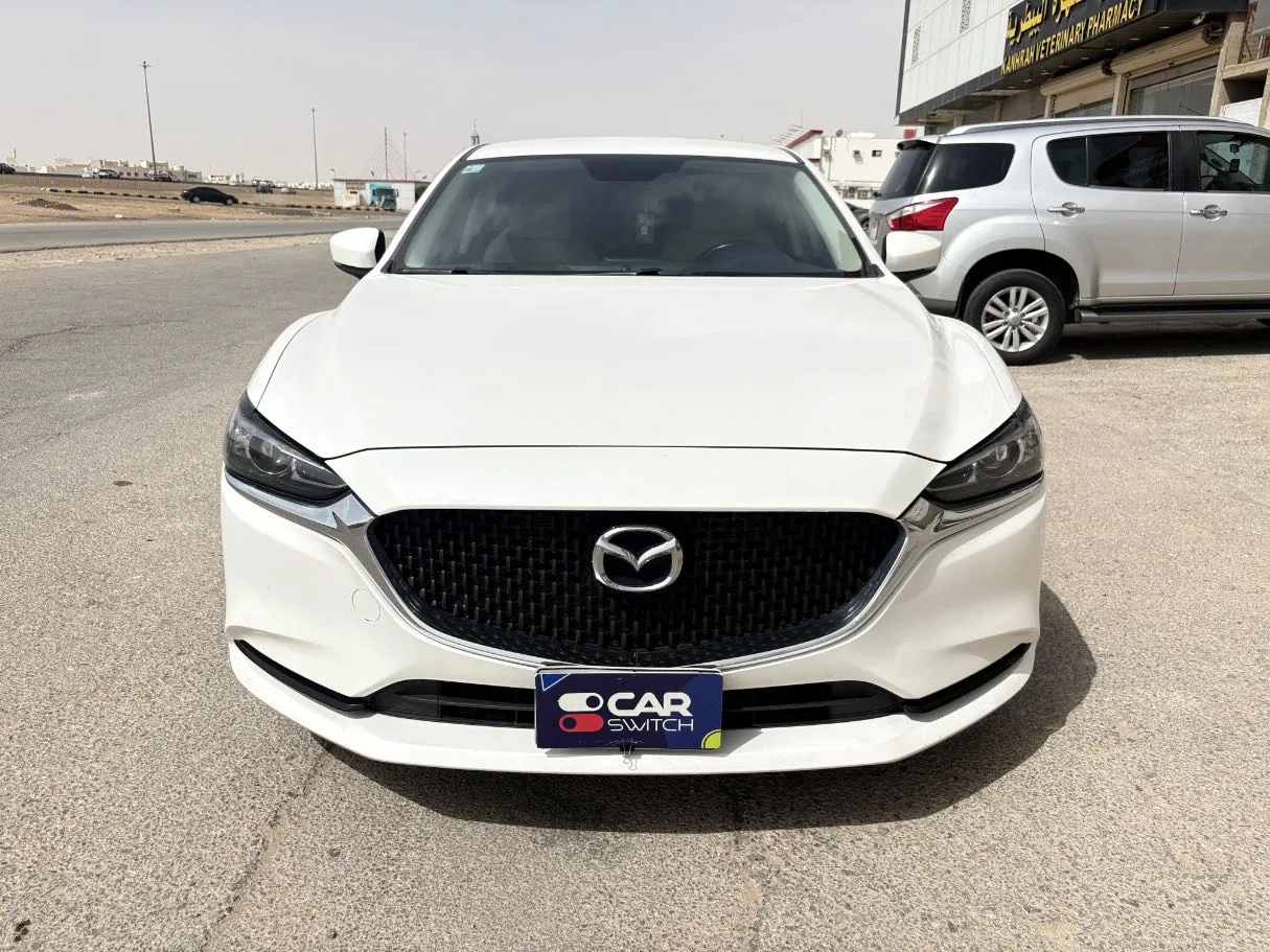 Car image 2