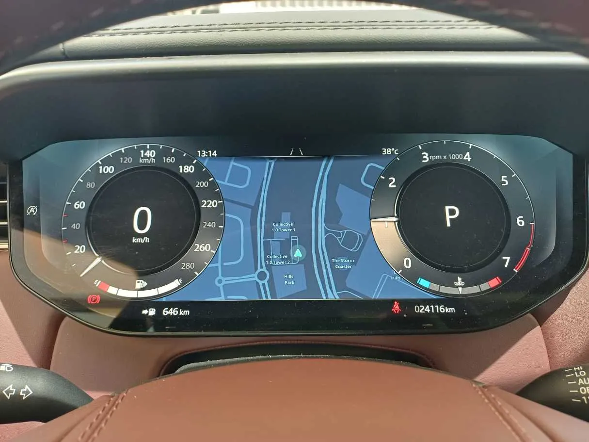 Car image 11