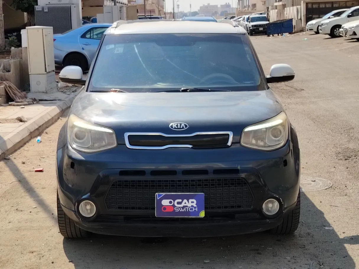 Car image 3