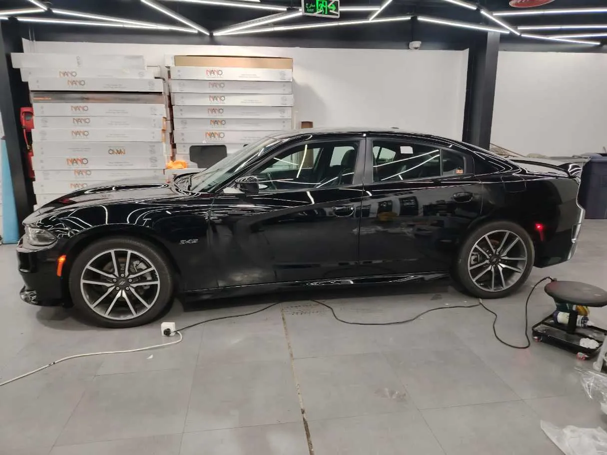 Car image 8