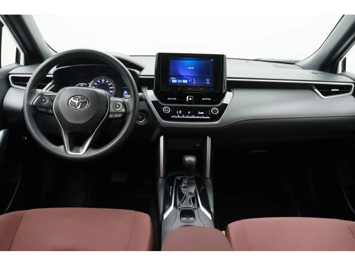 Car image 14