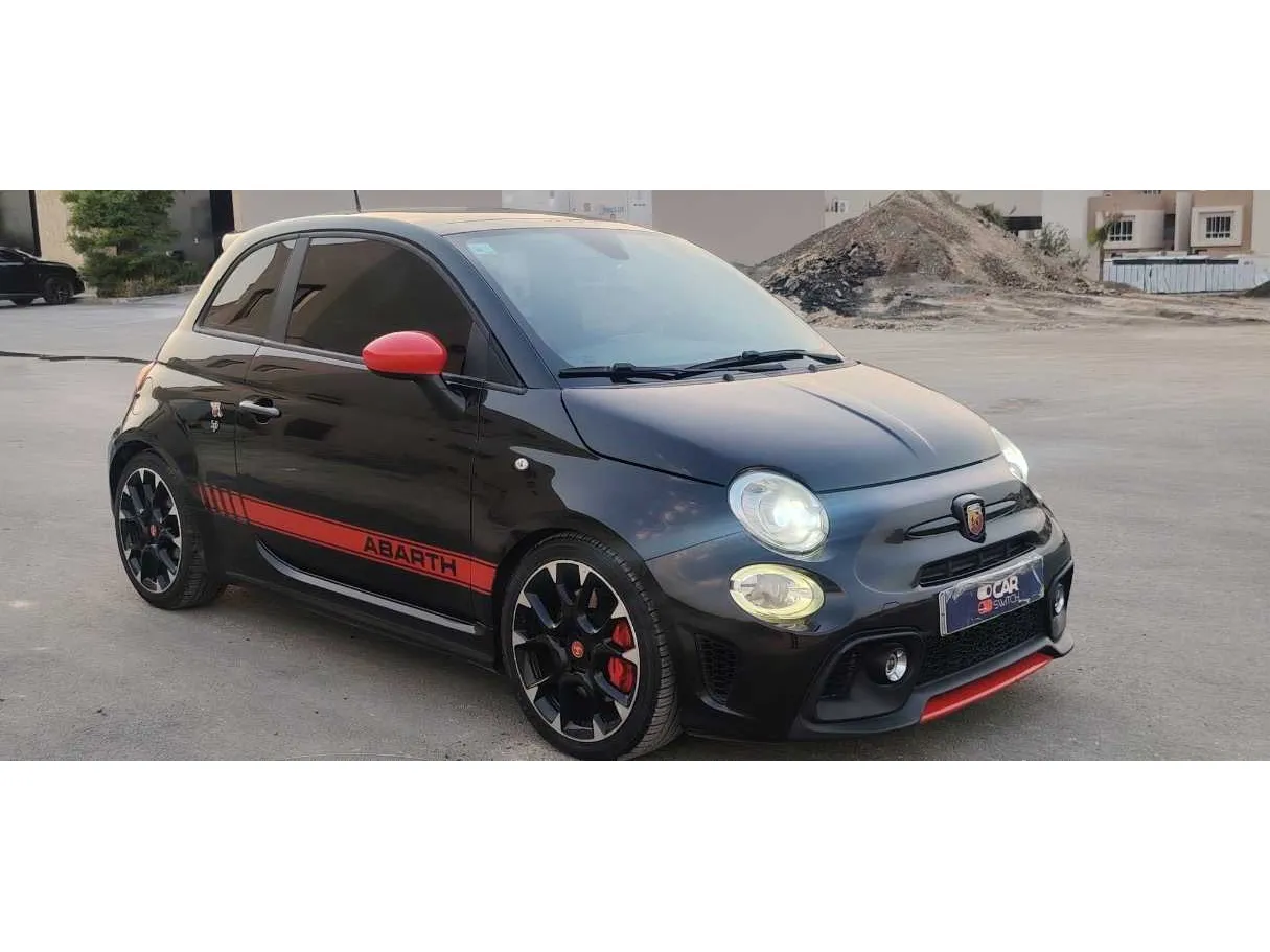 Car image 3