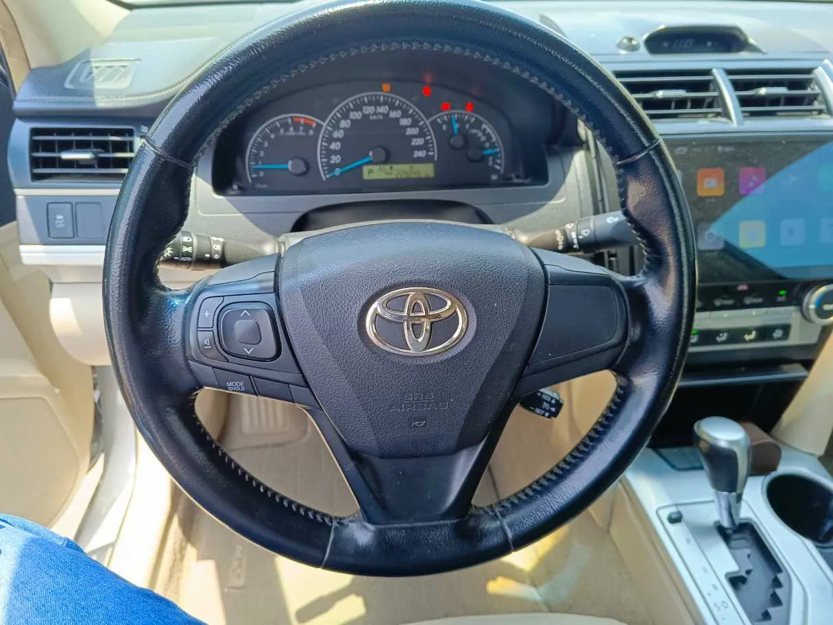 Car image 22