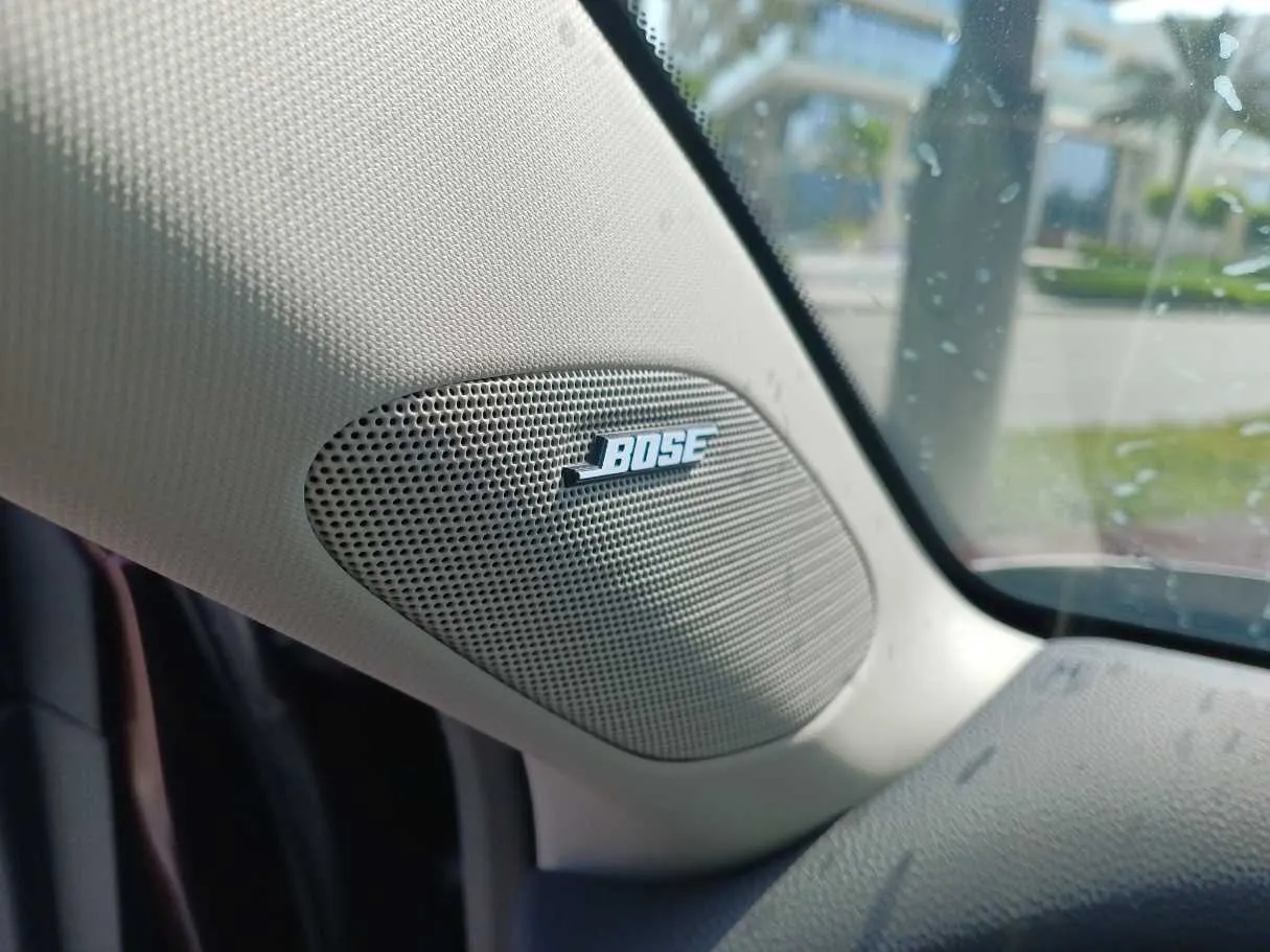 Car image 20