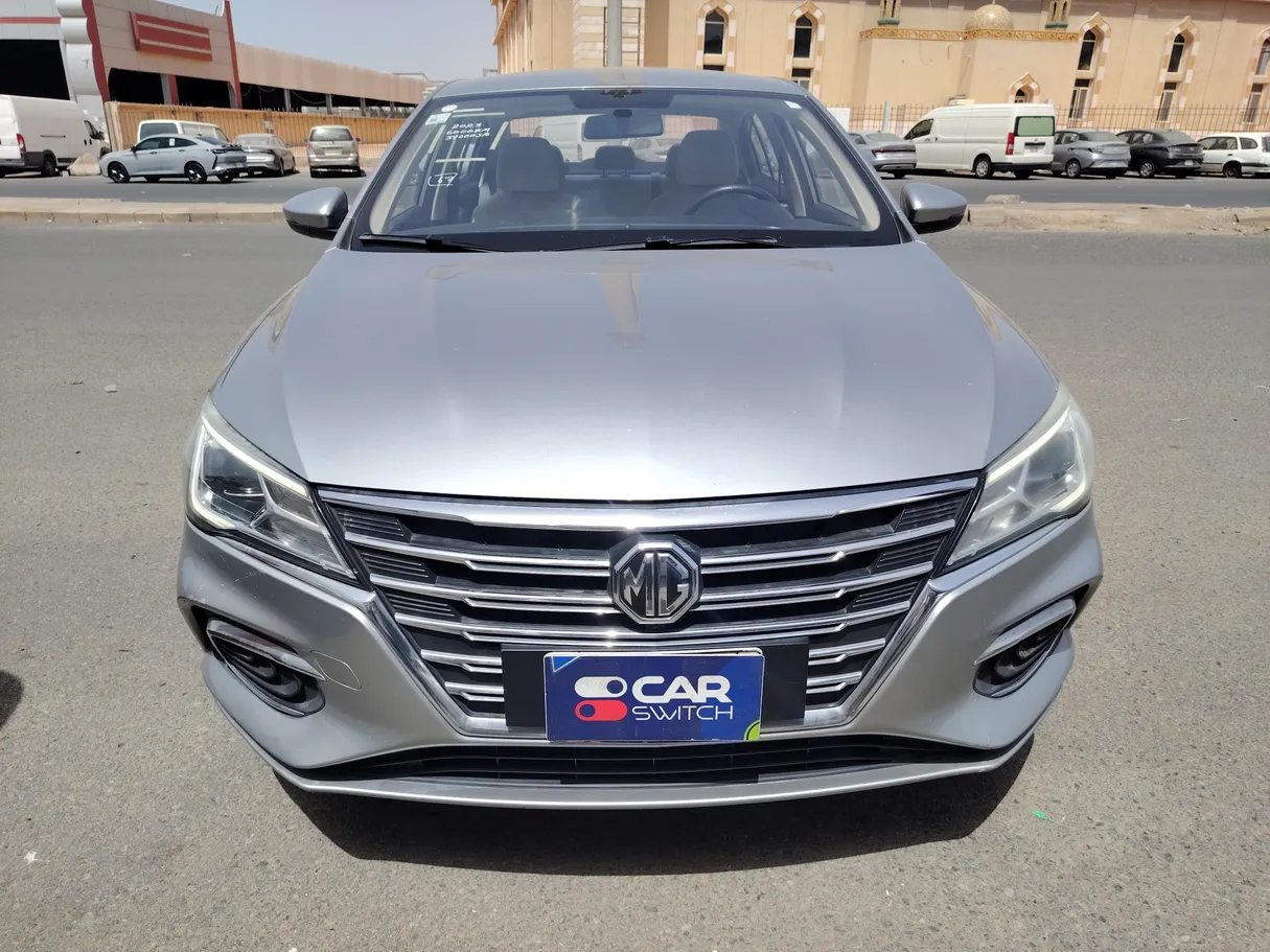 Car image 2