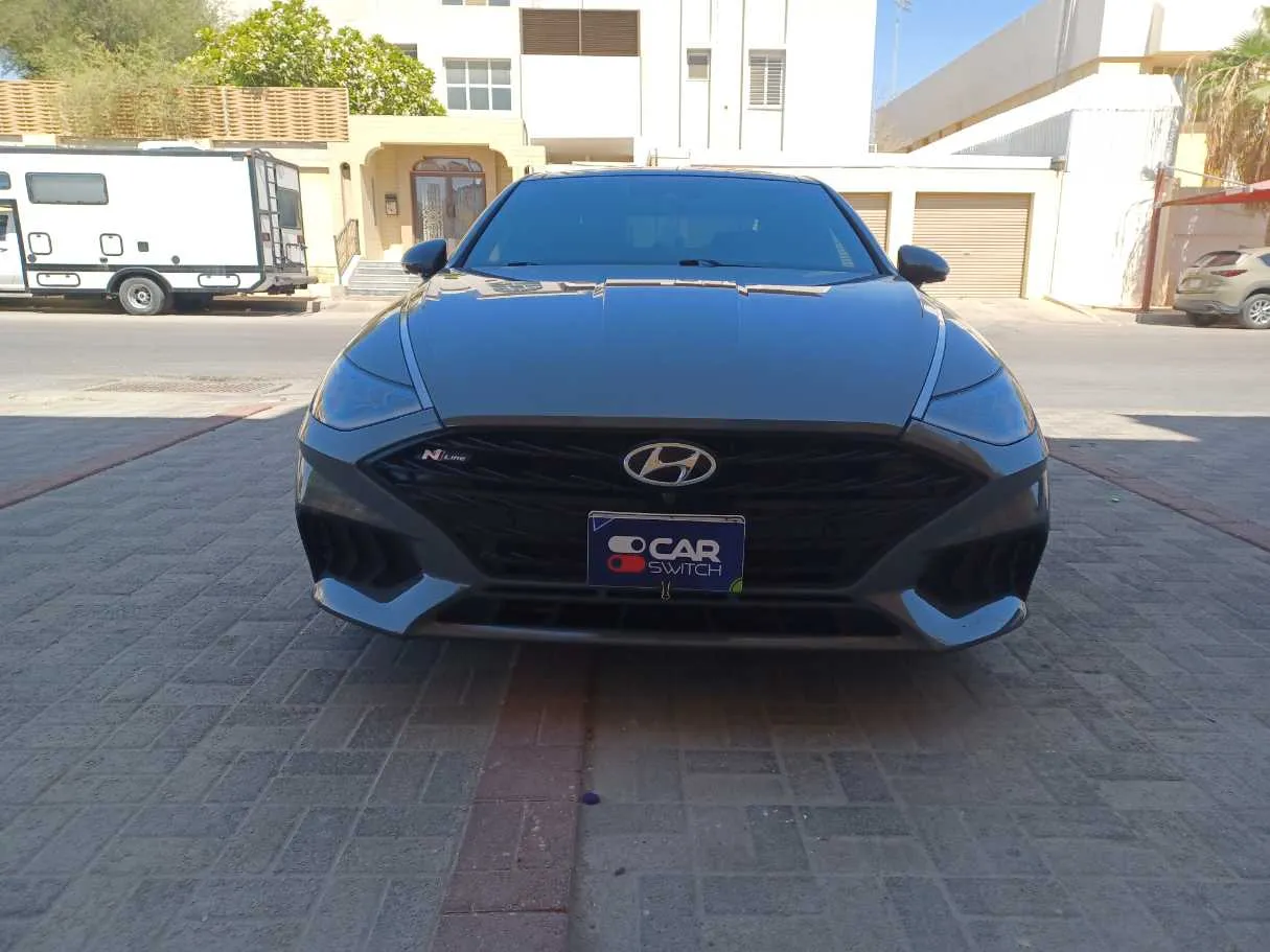 Car image 2