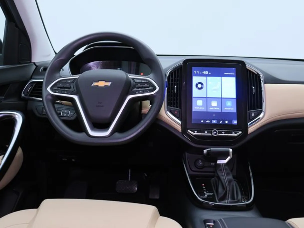 Car image 15