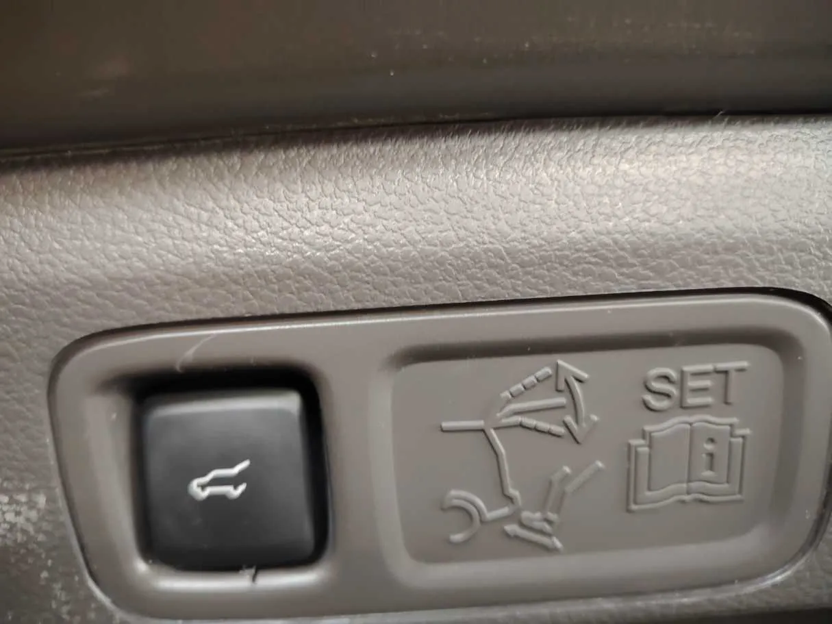 Car image 41