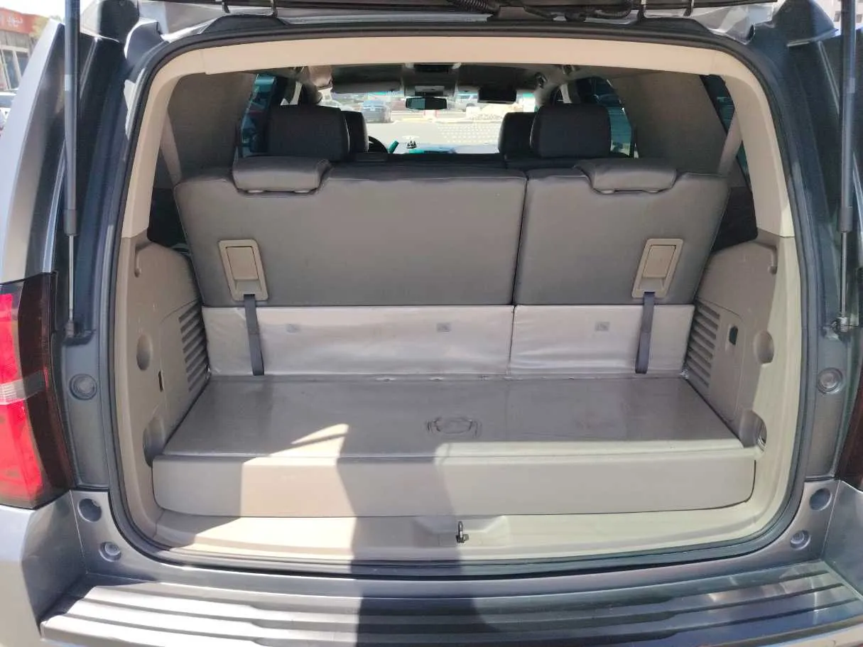Car image 23