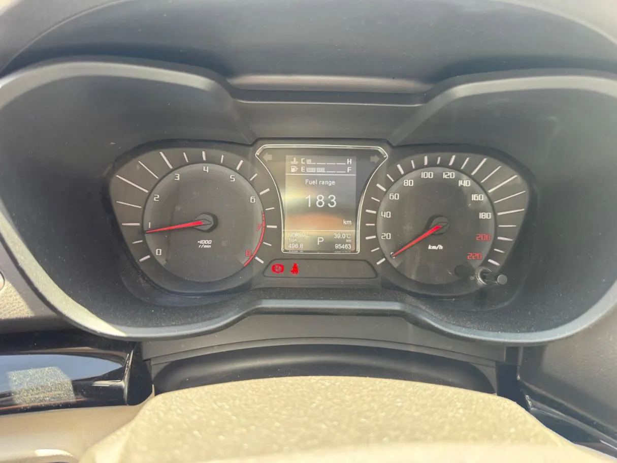 Car image 17