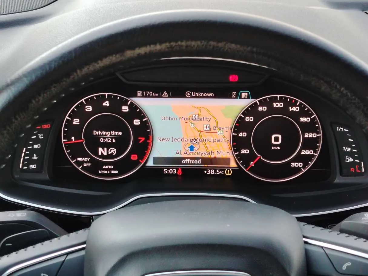 Car image 27