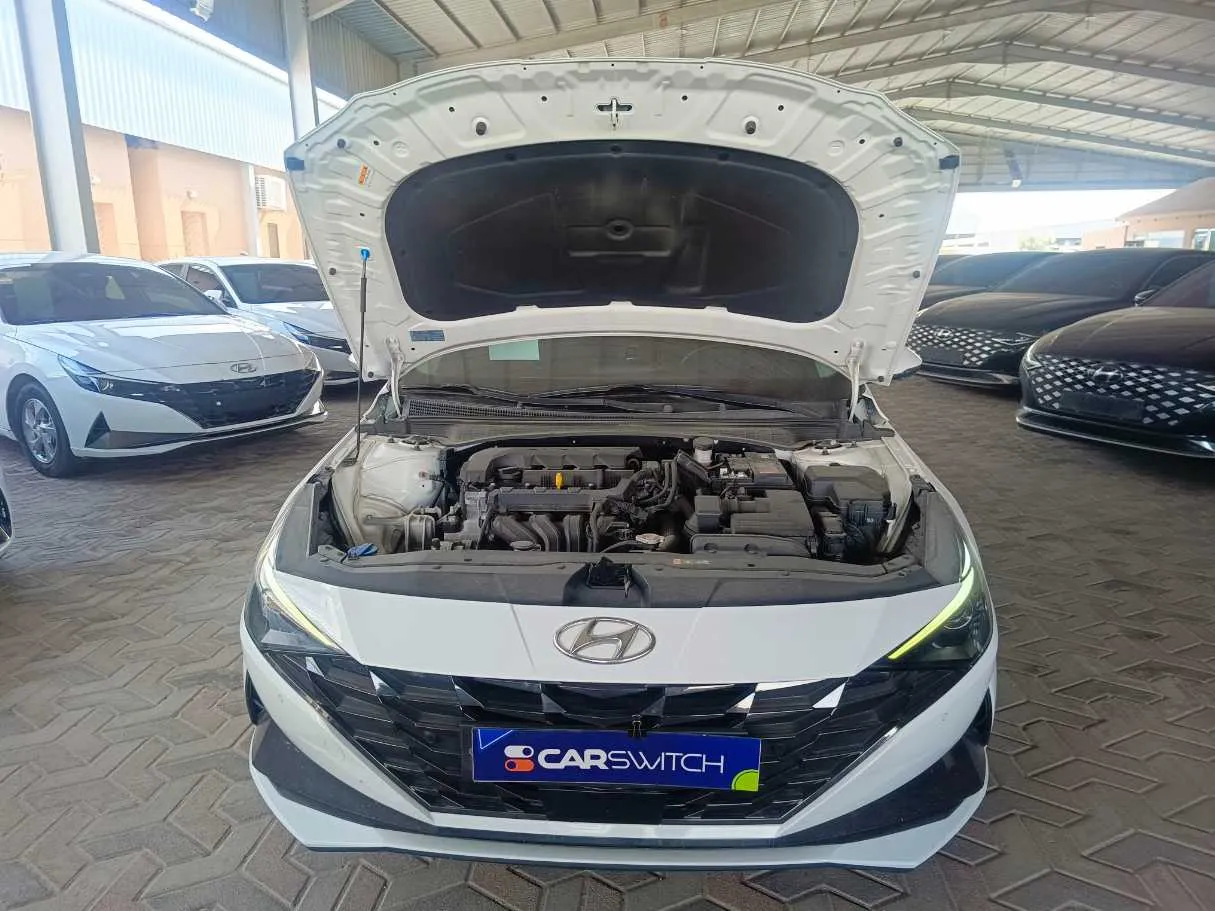 Car image 24
