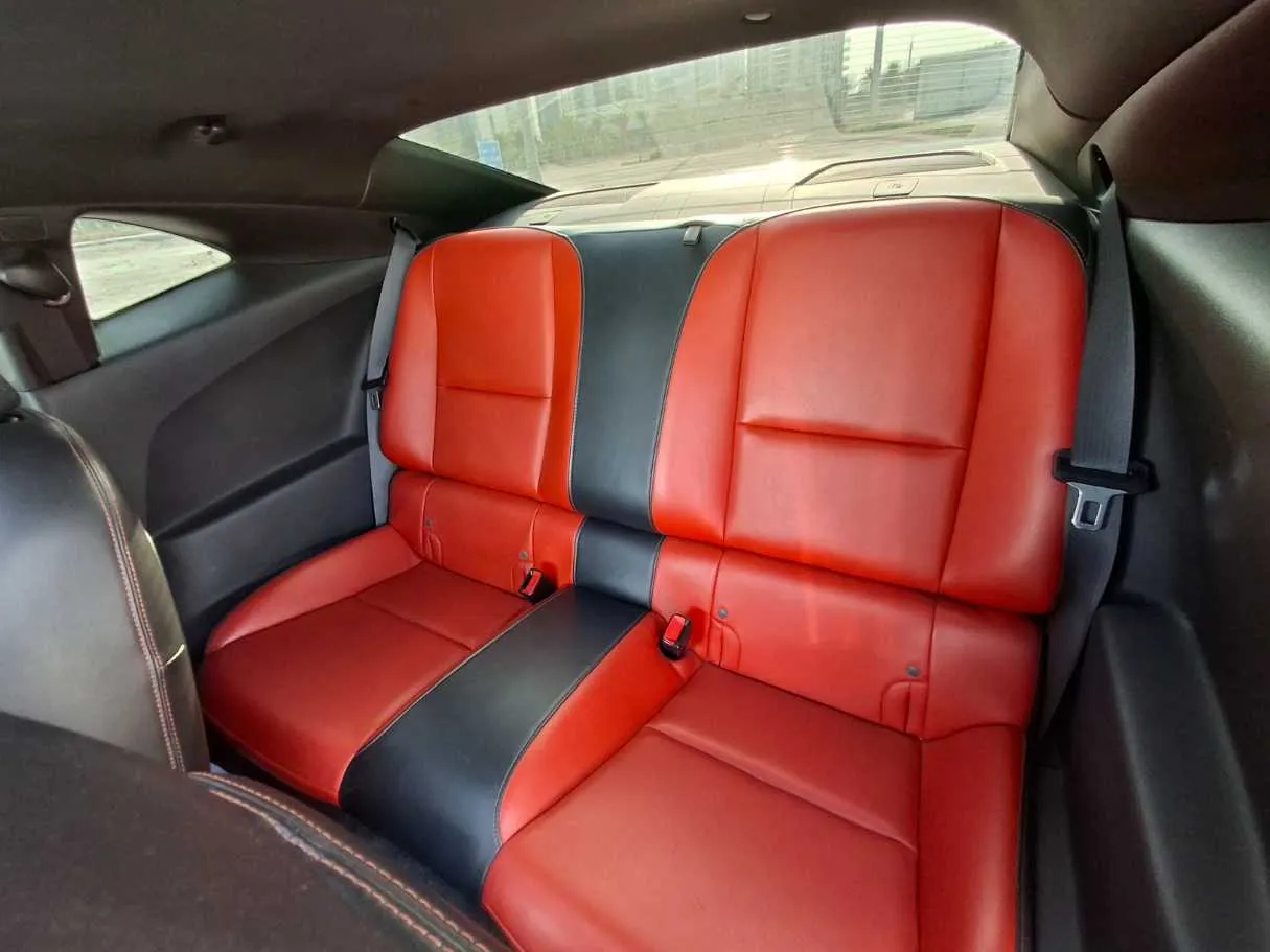 Car image 13