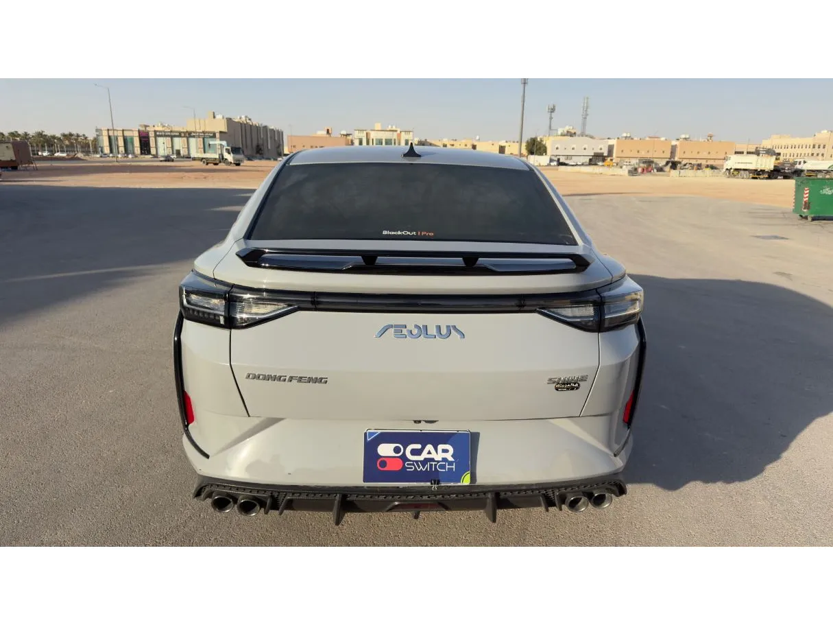 Car image 6