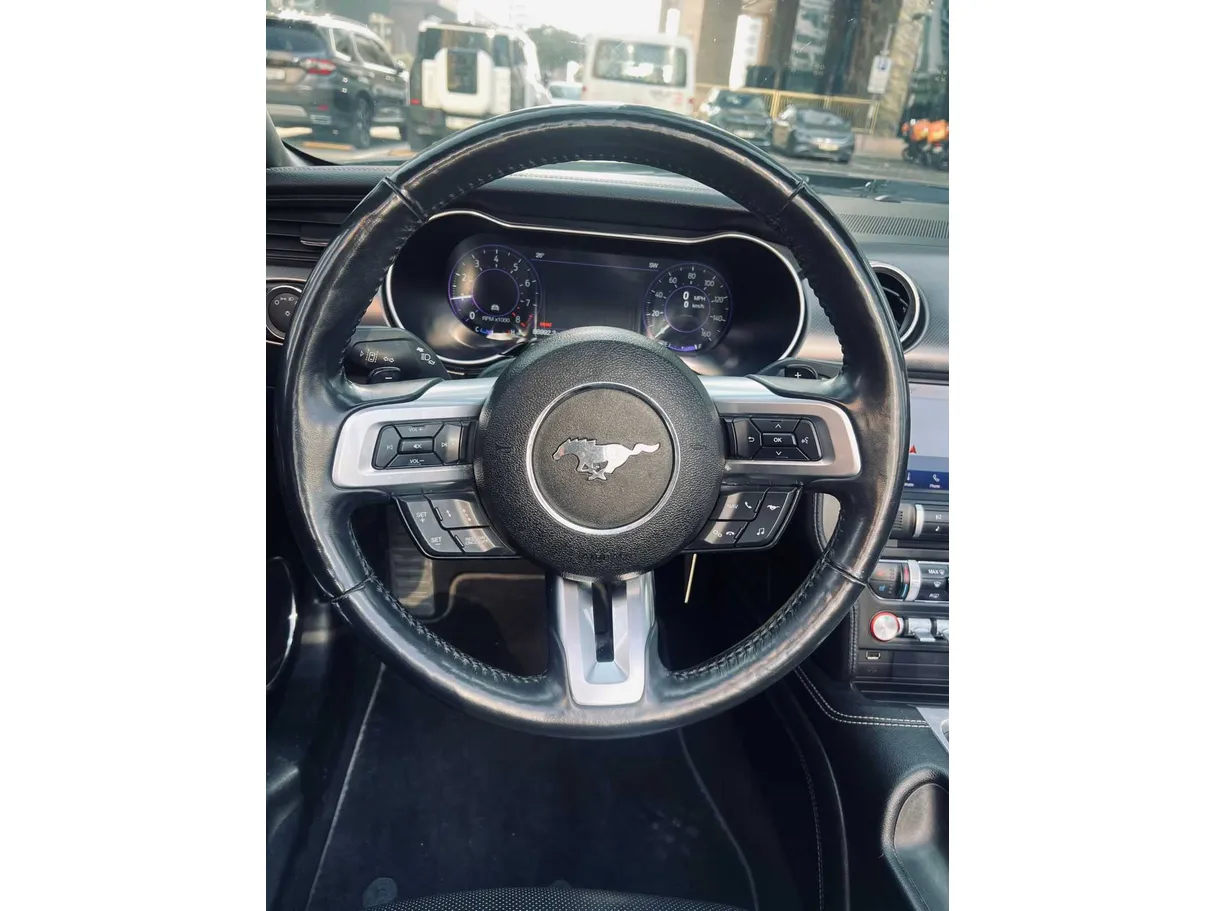 Car image 25