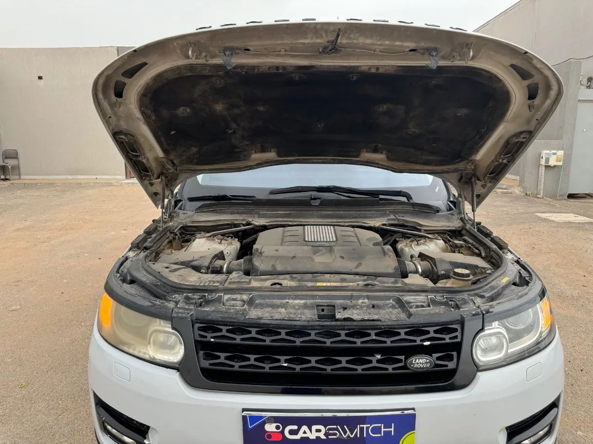 Car image 26