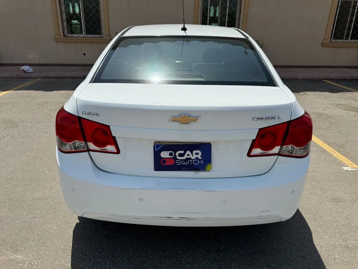Car image 6