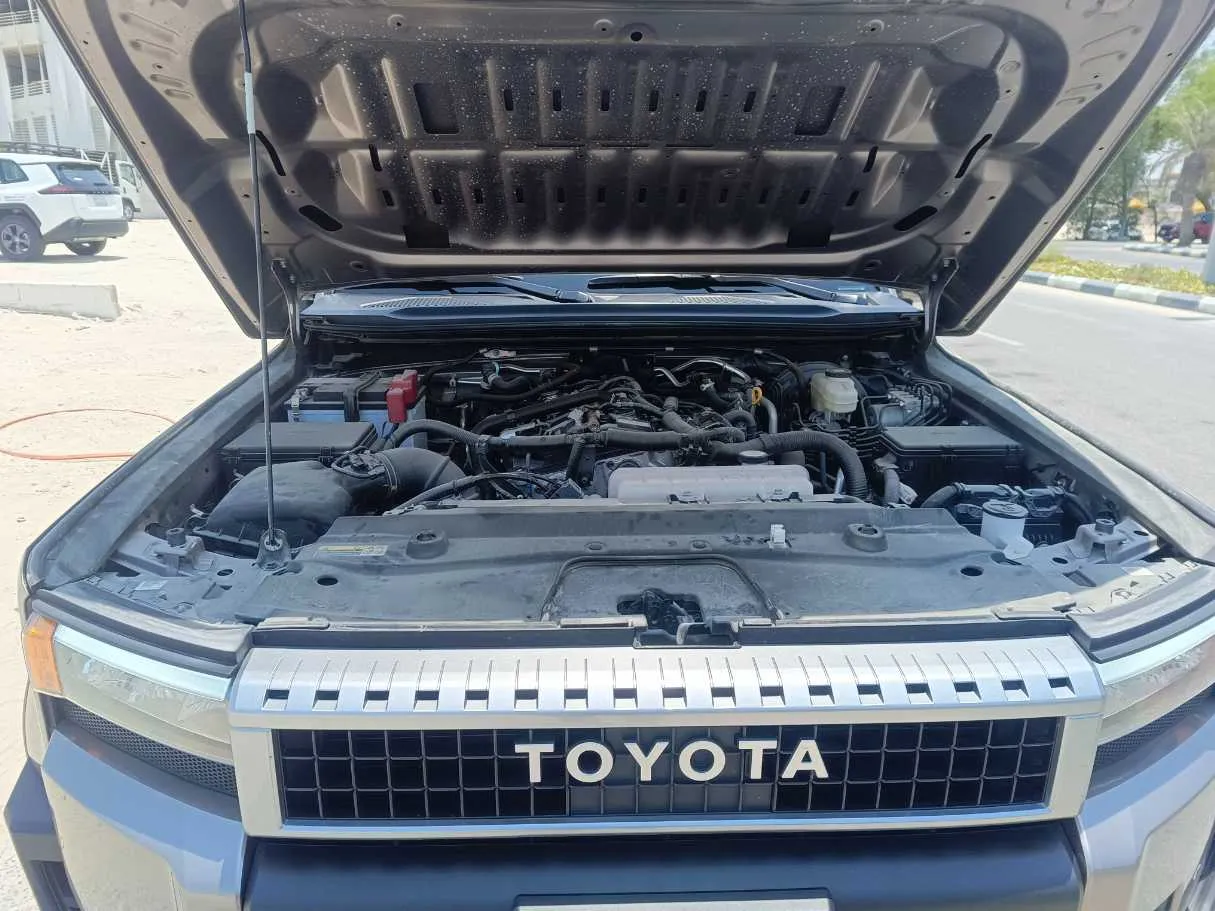 Car image 32