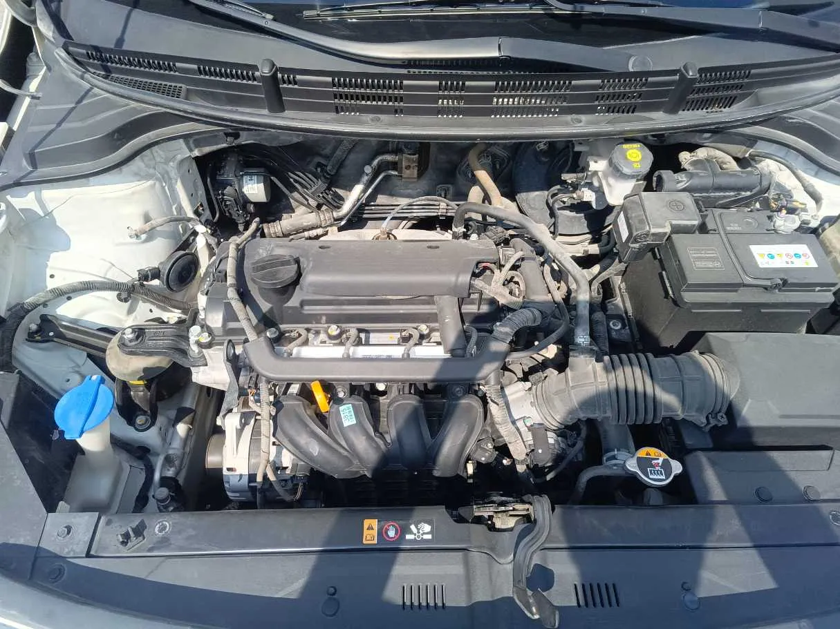 Car image 33