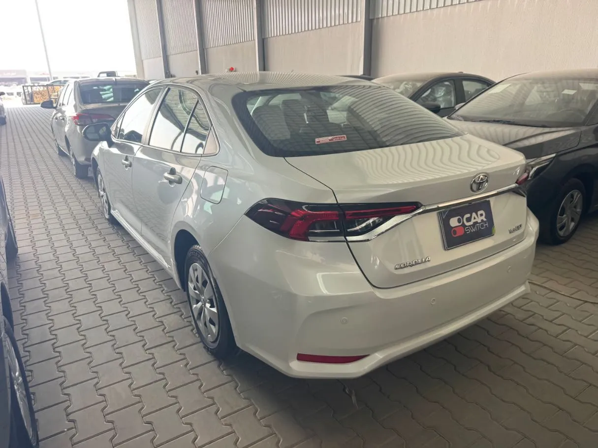 Car image 6