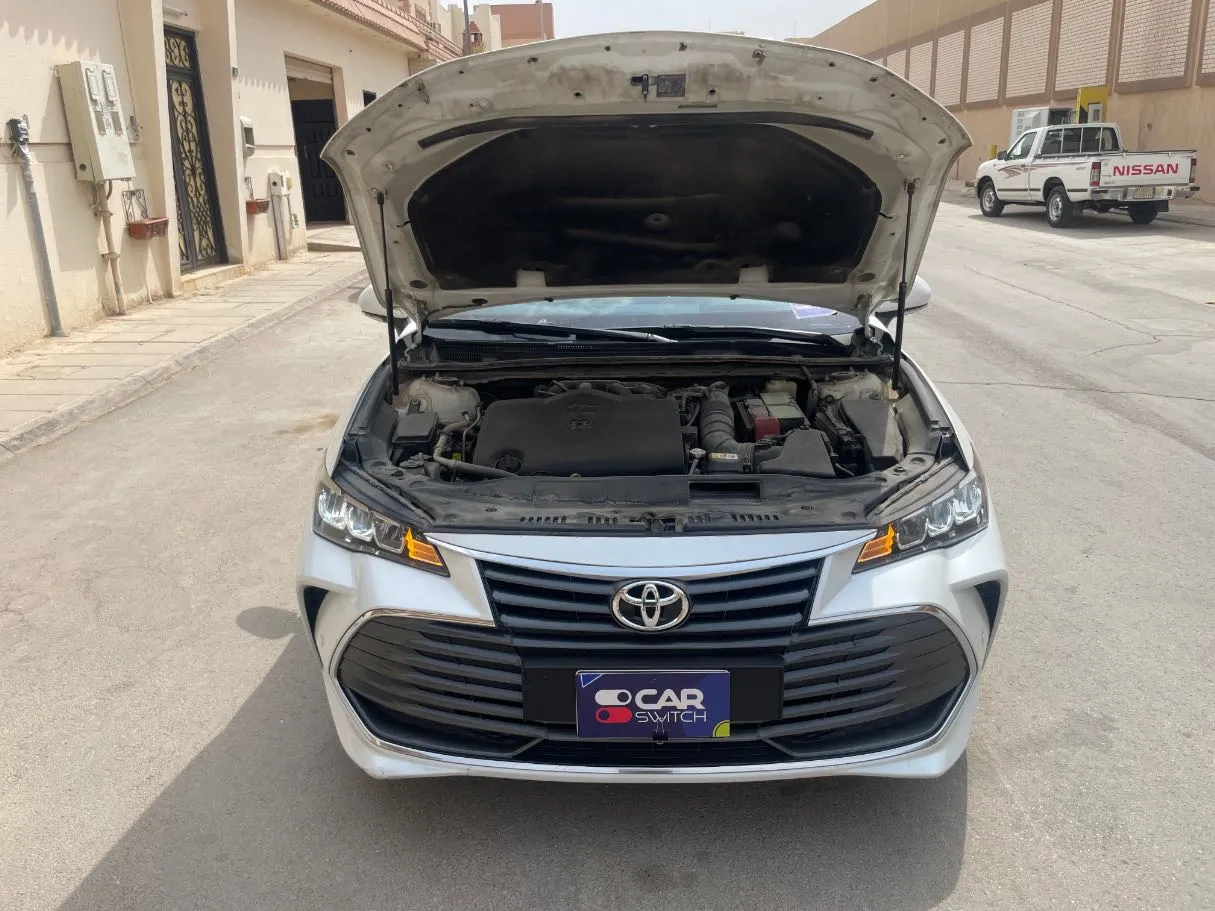 Car image 26