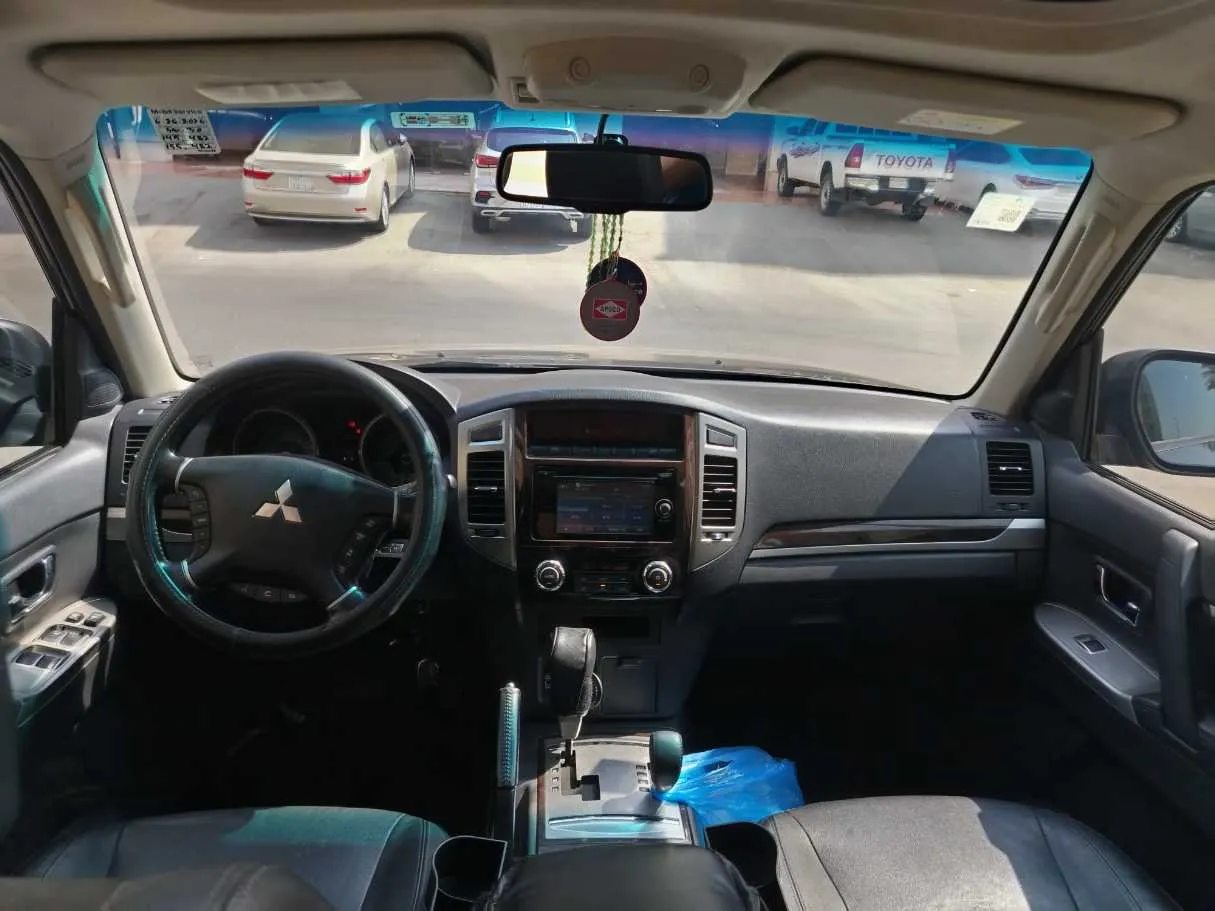 Car image 22