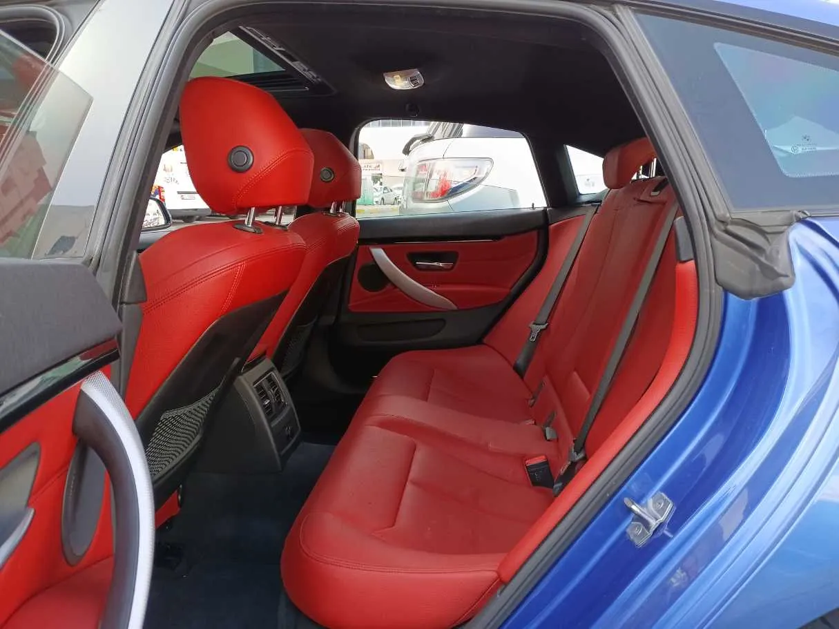 Car image 13