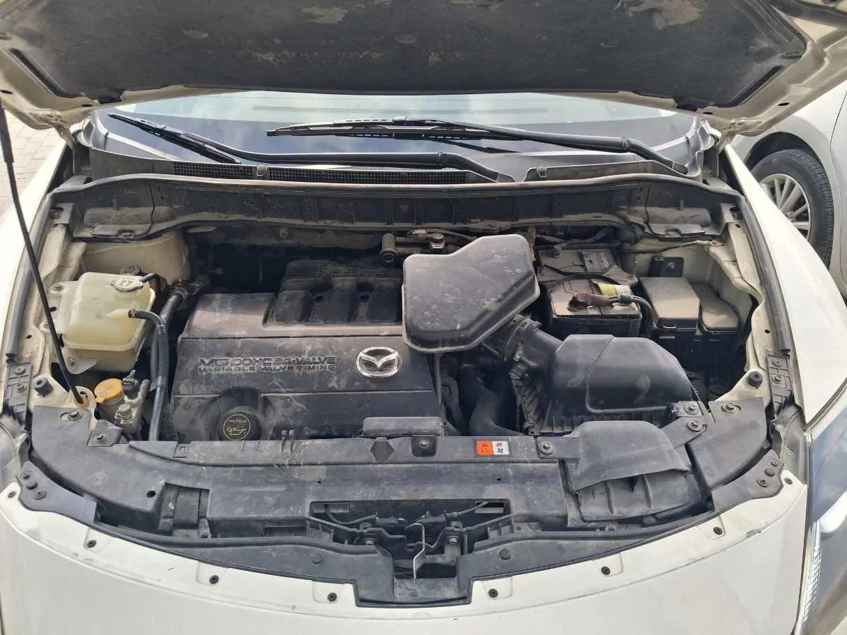 Car image 21
