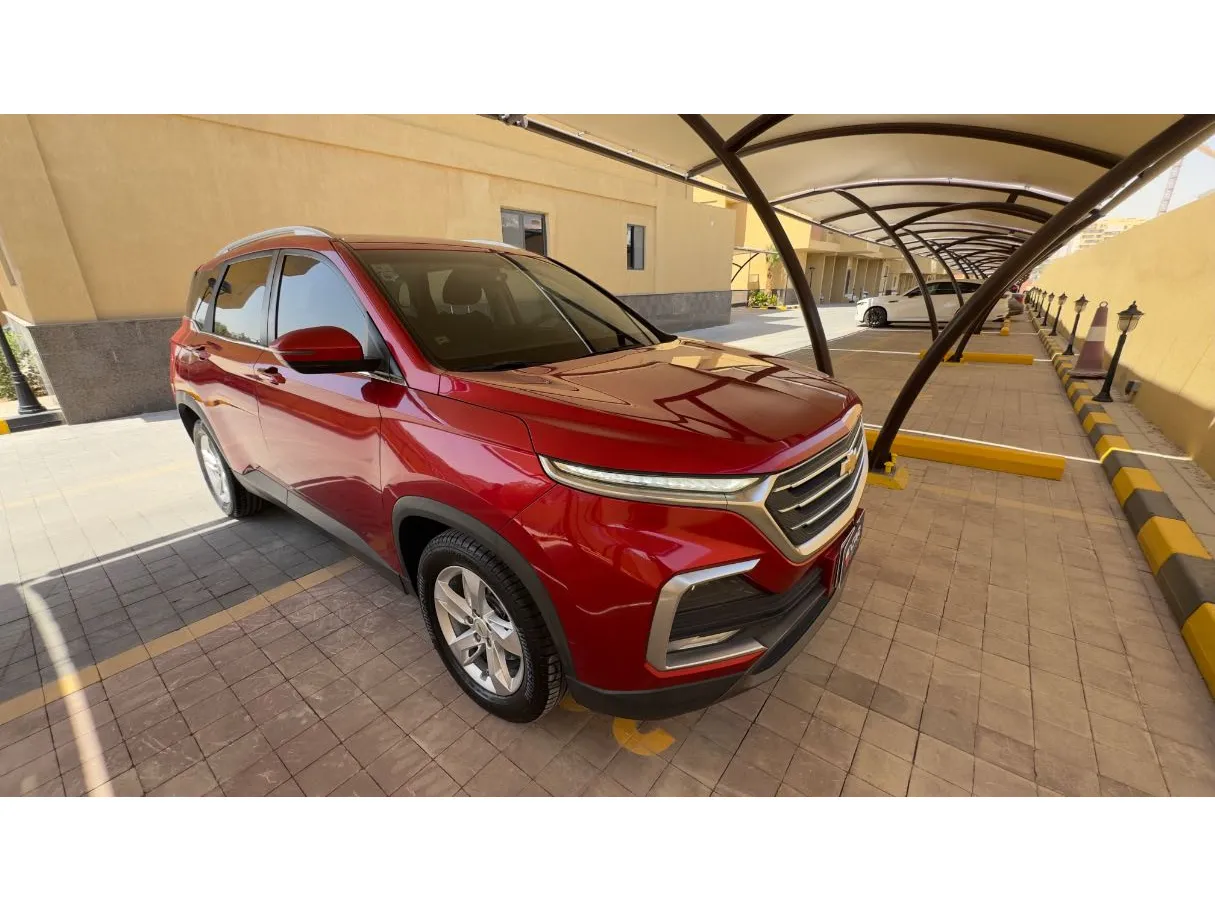 Car image 3
