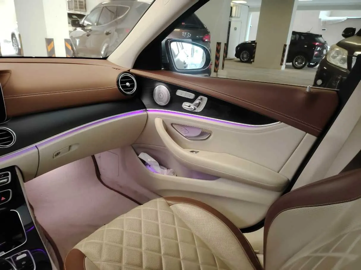 Car image 34