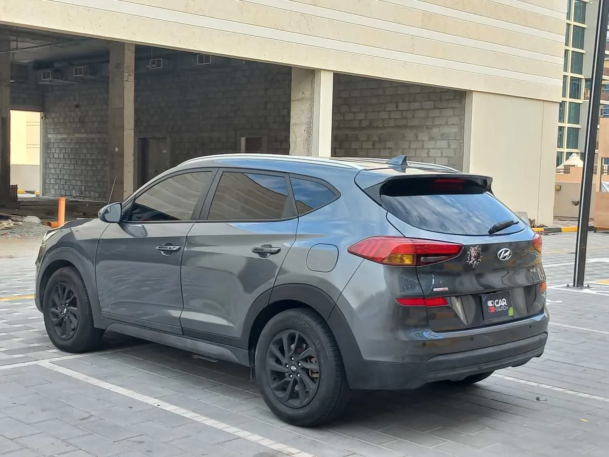Car image 7