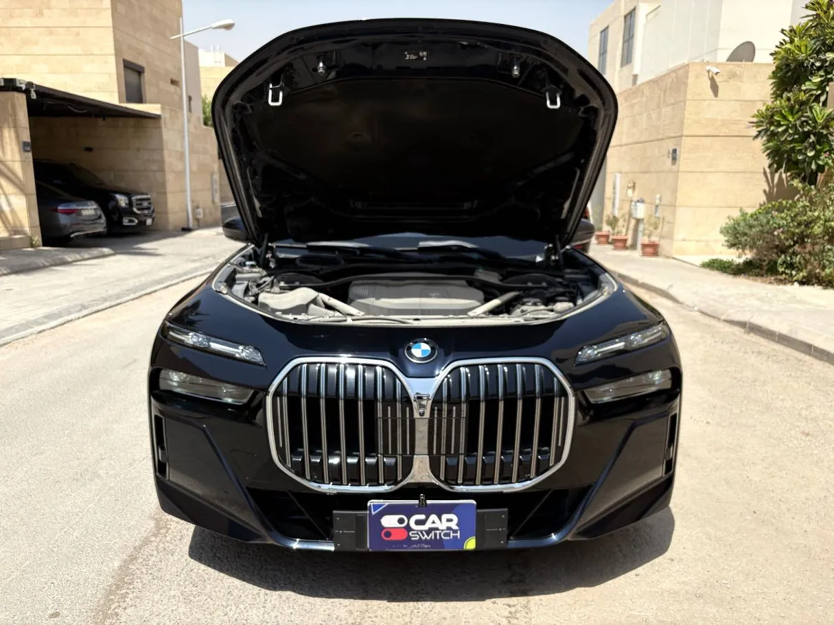 Car image 29