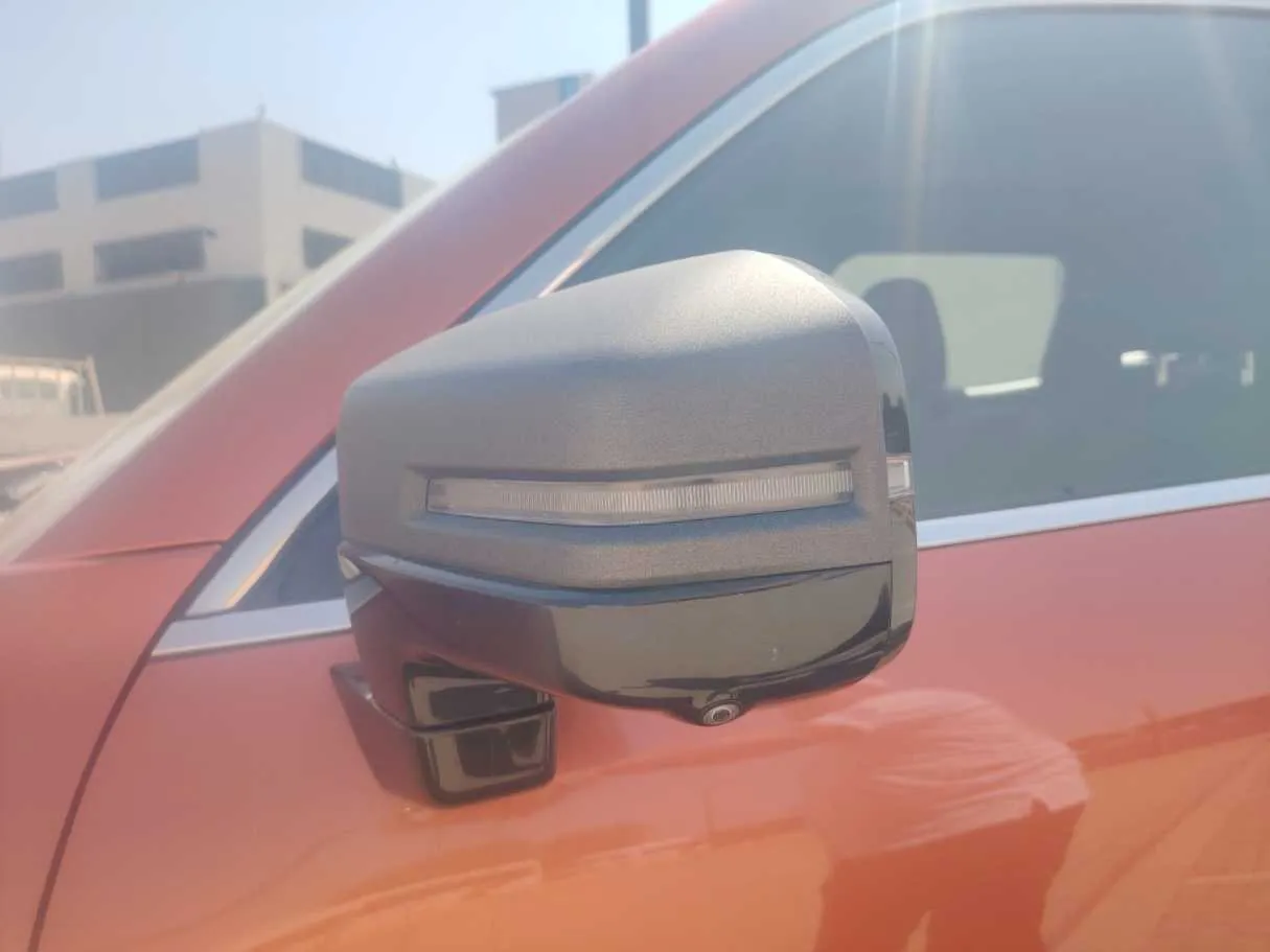 Car image 35