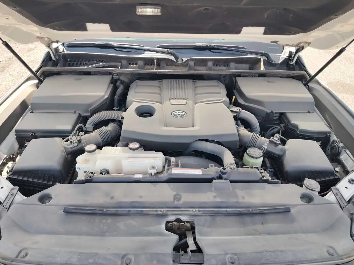 Car image 41