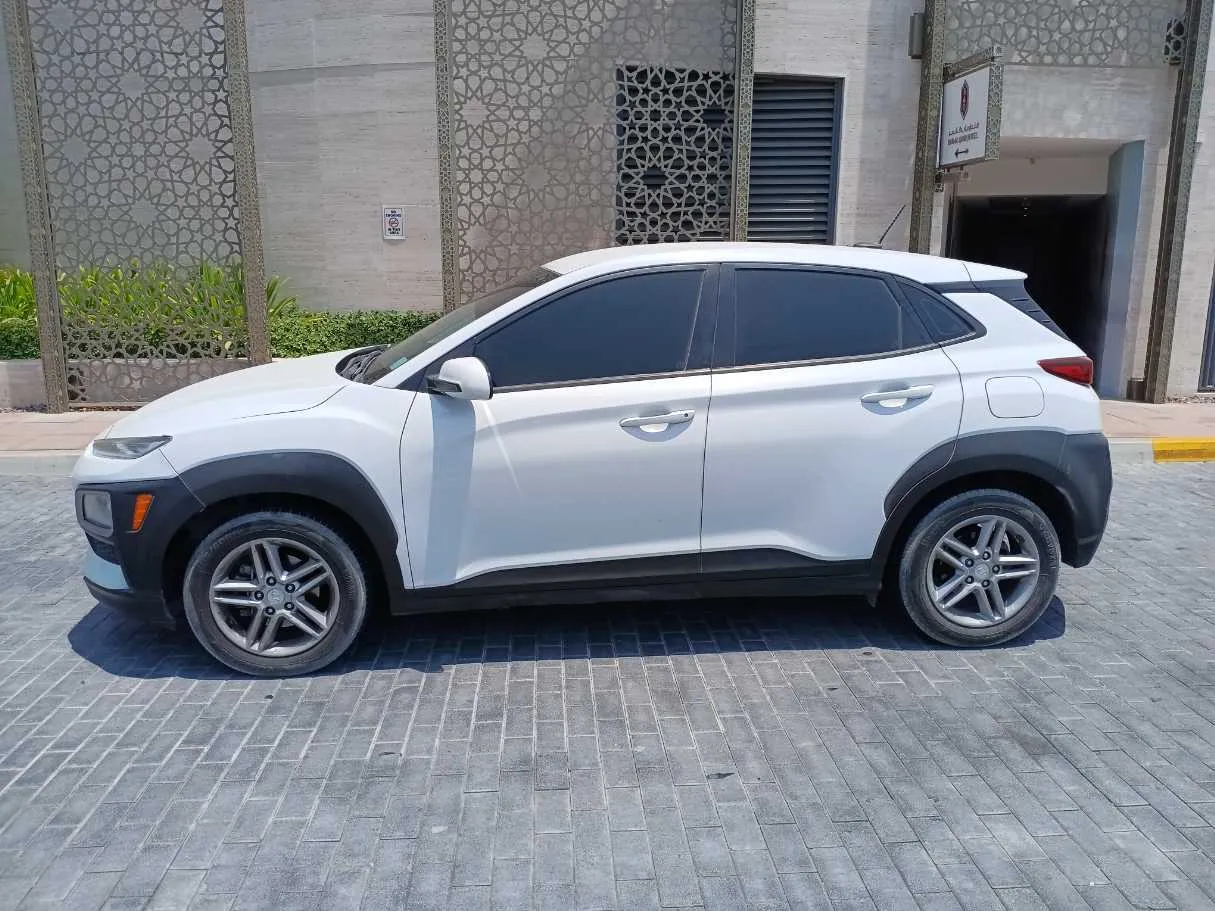 Car image 8